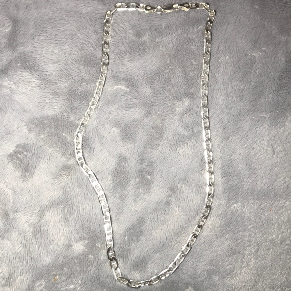 Men’s silver necklace
